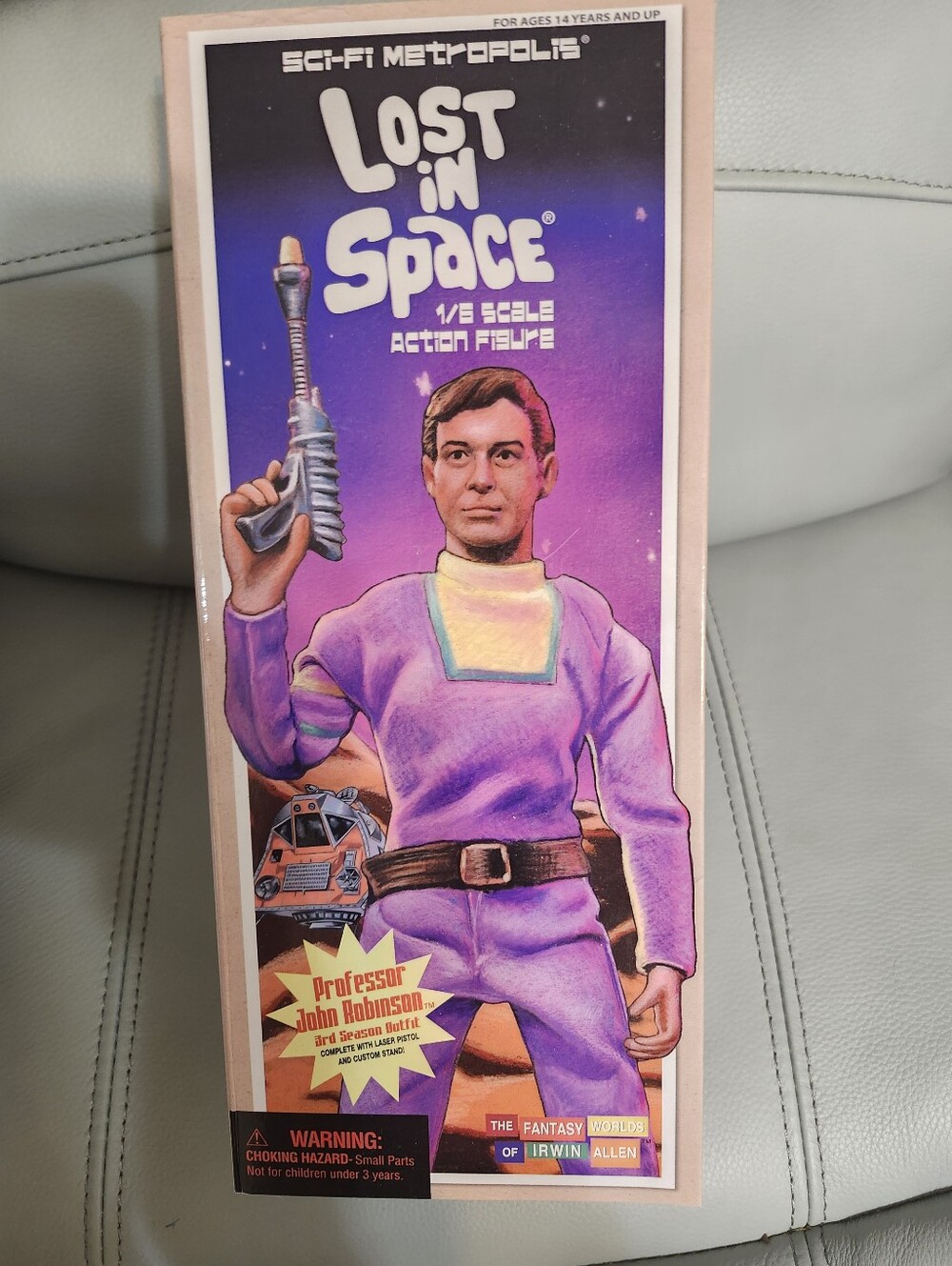 Metropolis Lost in Space Professor John Robinson 1/8 Scale Action Figure